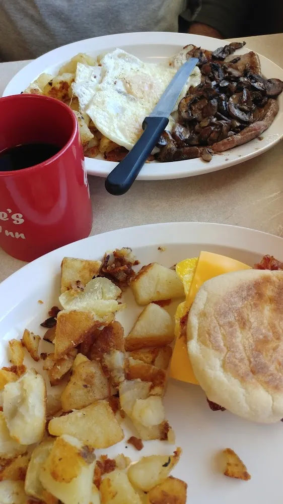 Steak and Eggs with Mushrooms